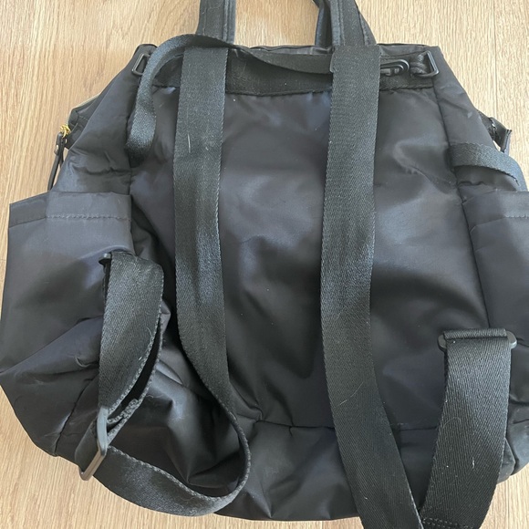 Skip Hop Wide Open Backpack Diaper Bag - Picture 5 of 9